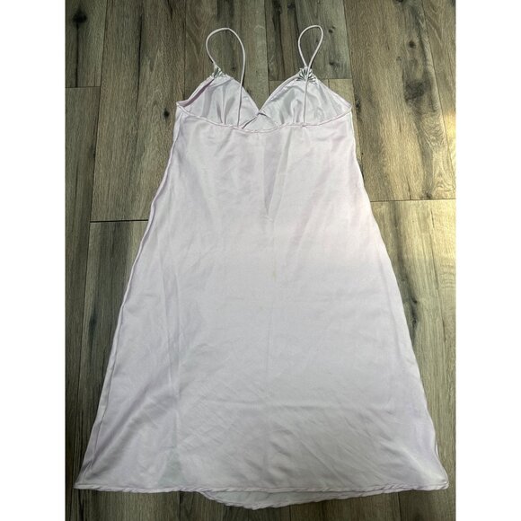Vintage Cira Lilac Satin-Feel Nightgown With Embroidered Detail & Spaghetti Stra - Picture 6 of 10